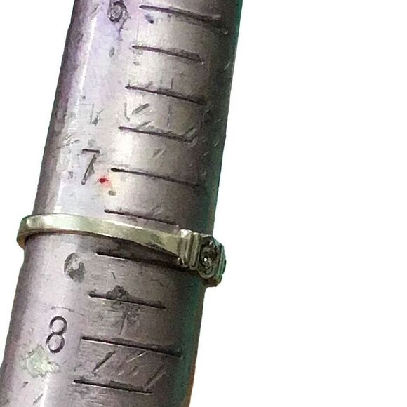 Ring, Sterling Silver Ring w 5 CZ, NEW, size 7.5, Handmade - Picture 3 of 4